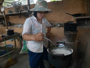 Making soy milk